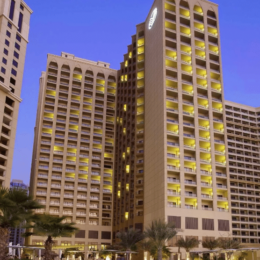 amwaj rotana hotel séjour dubai luxe noussouki travel agence de voyage hajj omra et séjour halal